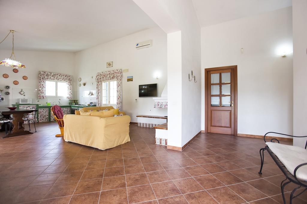 Villa Raimonda Putifigari Exterior photo